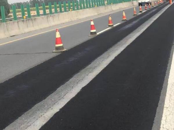 Micro-surface rut repair technology for micro-surface construction_2